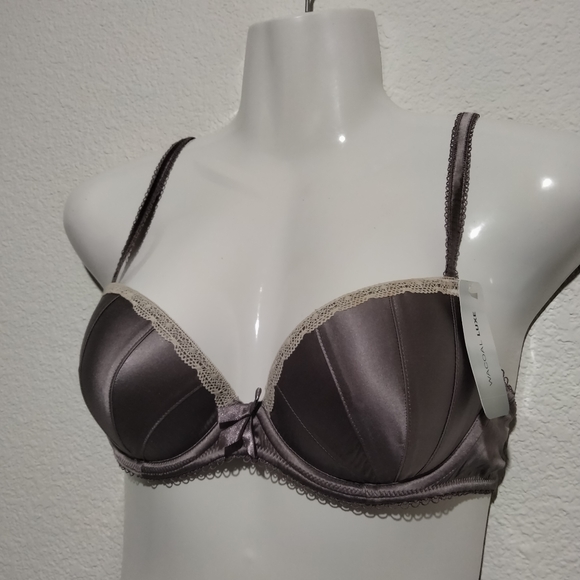 Bra - Picture 2 of 4